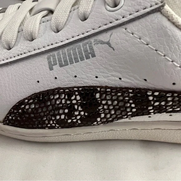 PUMA SNEAKERS, Women’s Sz 6.5, White Leather Sneakers w/ Snake Print Form Strip. - Picture 11 of 11
